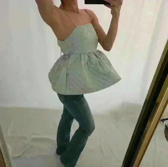 ASOS Mint White Chocolate Peplum Quilted Green Silver Holiday Top Sleeveless - Picture 2 of 10